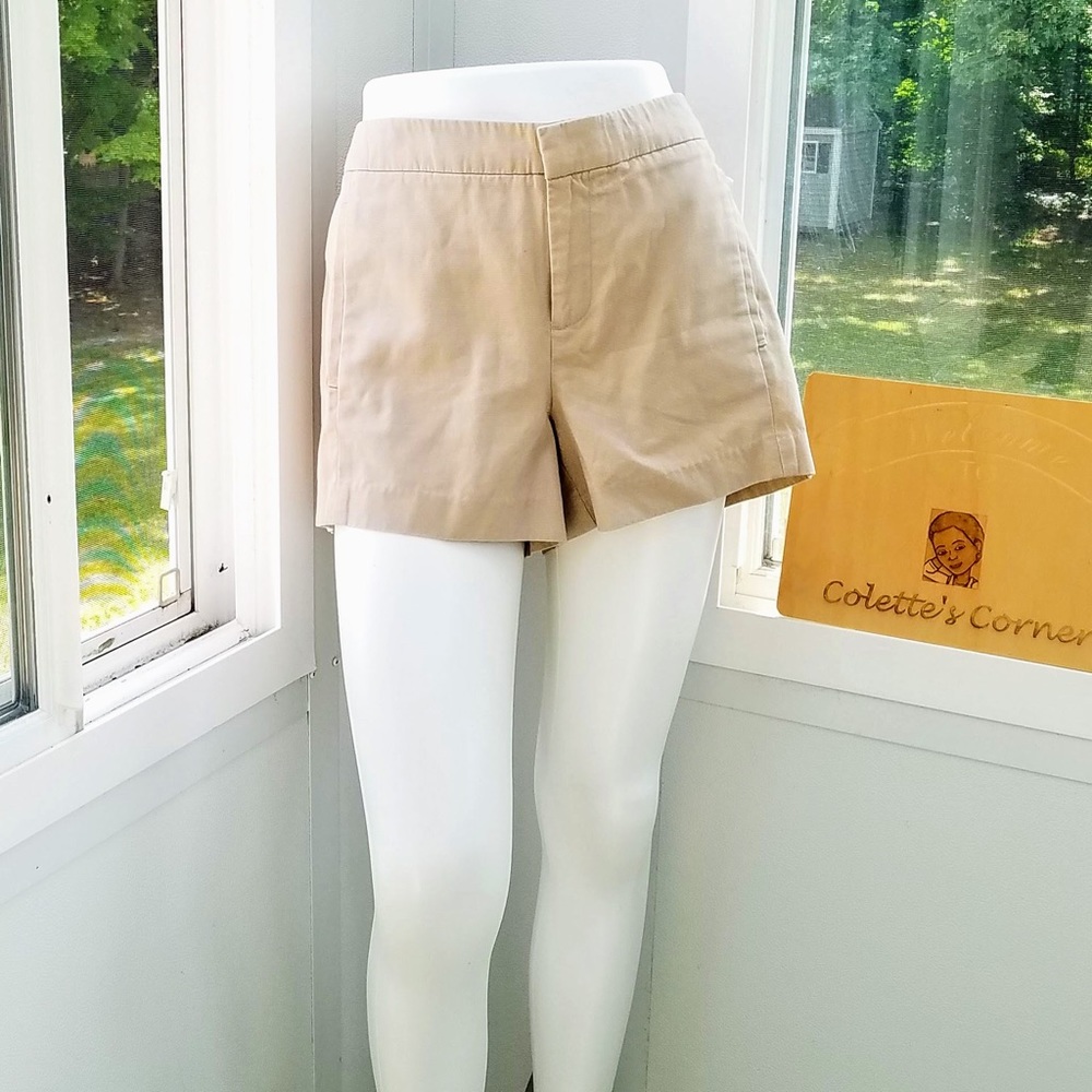 Gap Retro 50s Inspired Tan Khaki High Waist Shorts